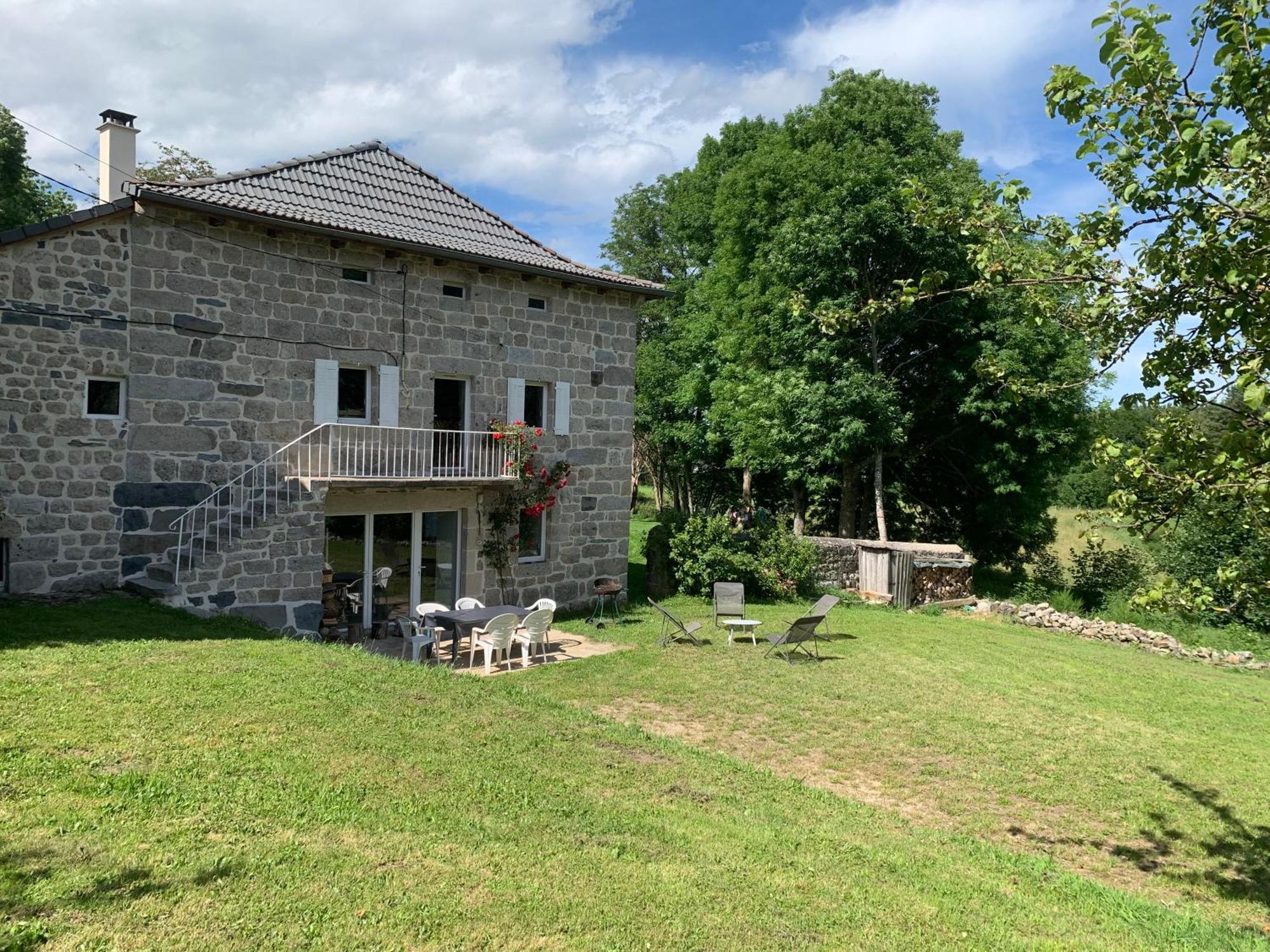 Ferme Au Calme A 15Mn Du Chambon Sur Lignon Villa Saint-Jeures Buitenkant foto